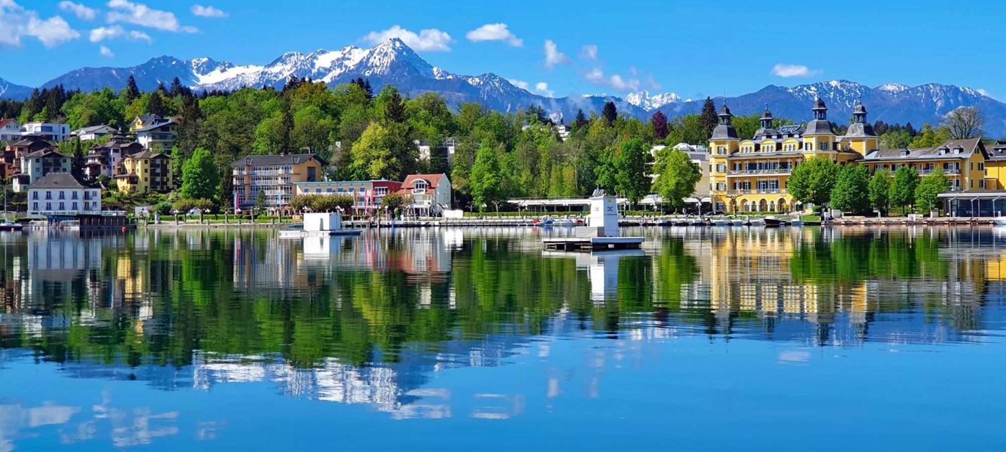 Barry Memle Directly At The Lake Velden am Wörthersee Exterior photo