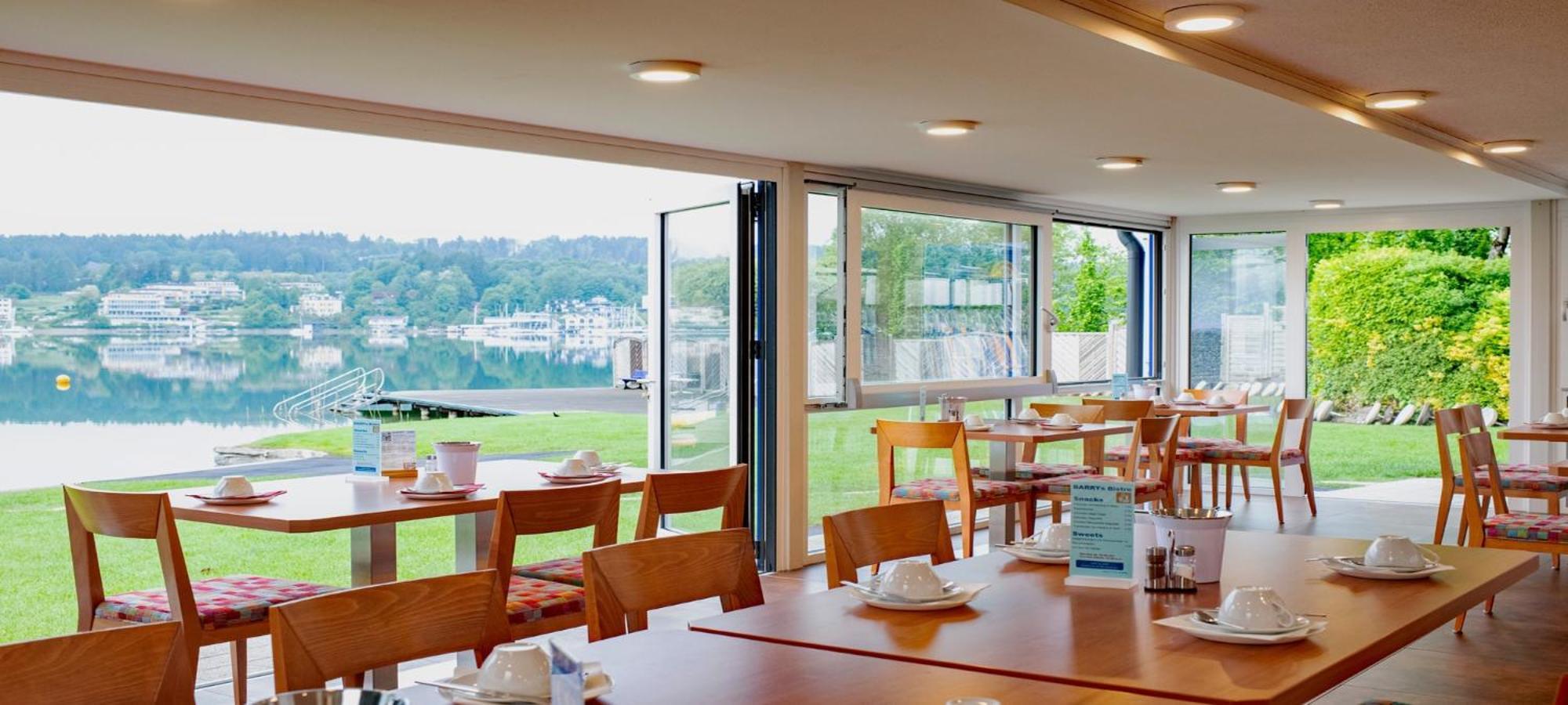 Barry Memle Directly At The Lake Velden am Wörthersee Exterior photo
