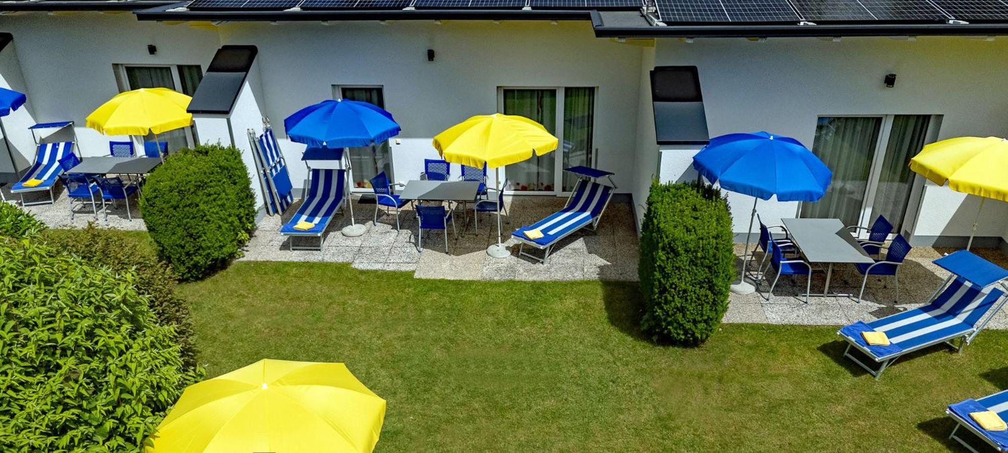 Barry Memle Directly At The Lake Velden am Wörthersee Exterior photo