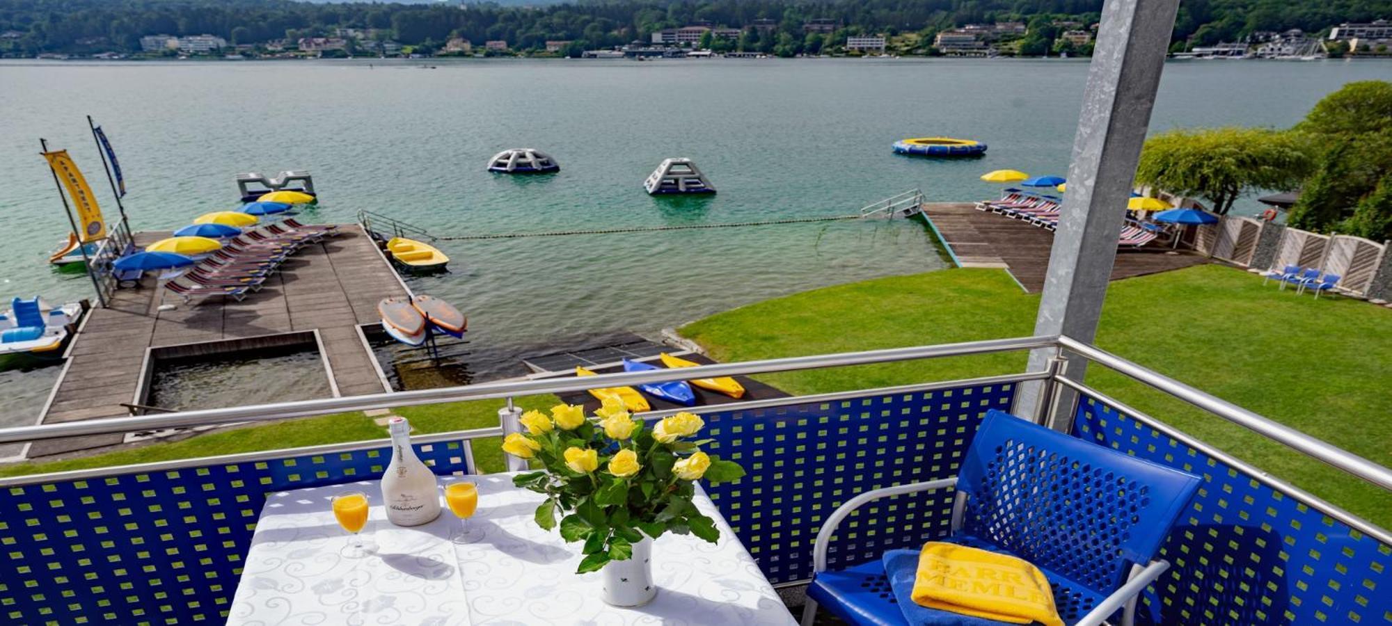 Barry Memle Directly At The Lake Velden am Wörthersee Exterior photo