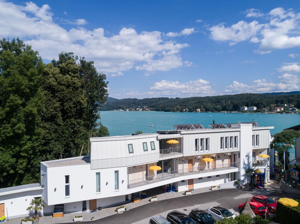 Barry Memle Directly At The Lake Velden am Wörthersee Exterior photo